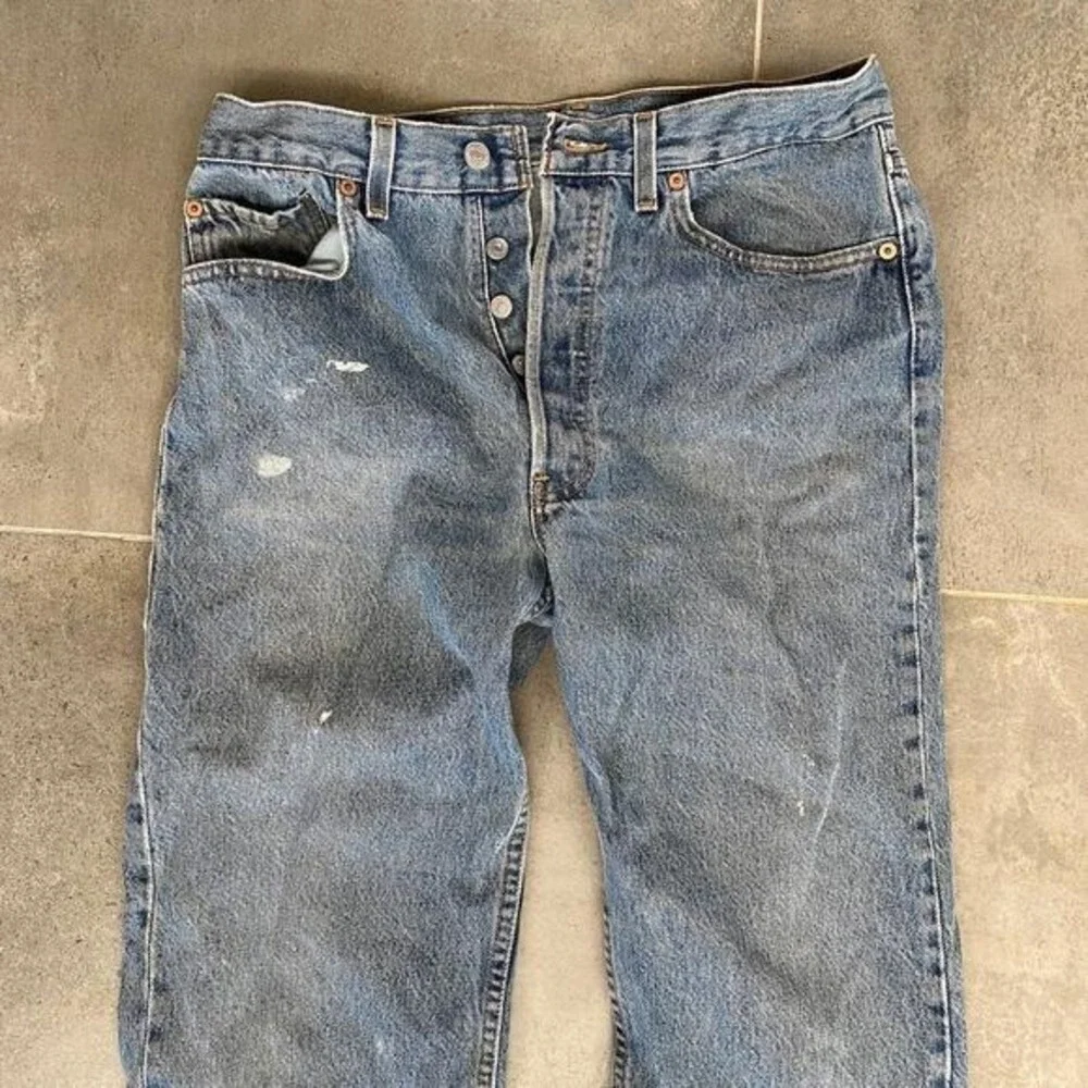 VTG Levi's 32x31 501 Original‎ Fit Jeans Mens Blue Button Fly Straight Leg USA